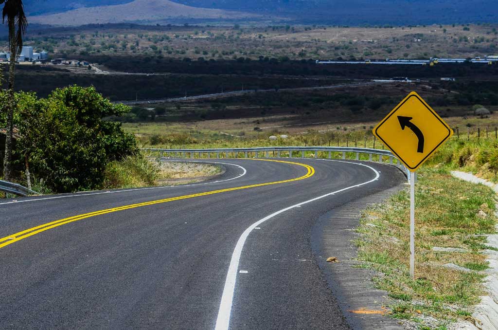 Governo de Pernambuco vai recuperar mais duas rodovias no Sertão