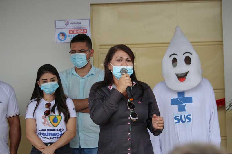 Em maratona de inaugurações, Eliane Soares entrega nova Unidade de Saúde da Família e muro de Escola no sítio Queimada