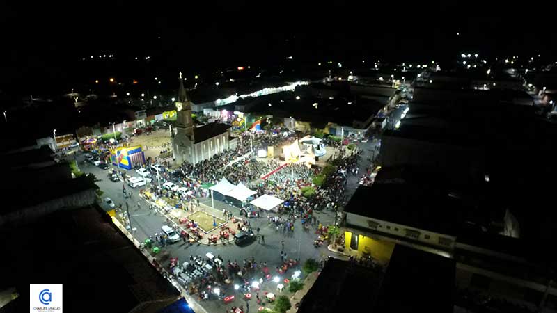 Vídeo Aéreo: Multidão movimenta Santa Filomena na última noite da novena da padroeira