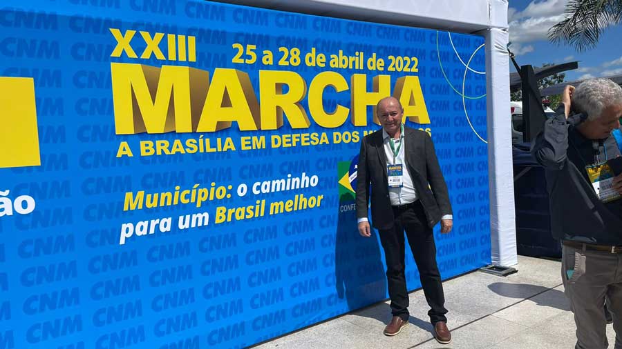 Santa Filomena, PE: Prefeito Gildevan participa de XXIII Marcha dos Prefeitos em Brasília