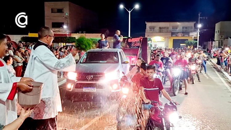 Todos os momentos da Carreata e Benção no abertura da Festa da Padroeira de Santa Filomena (PE)