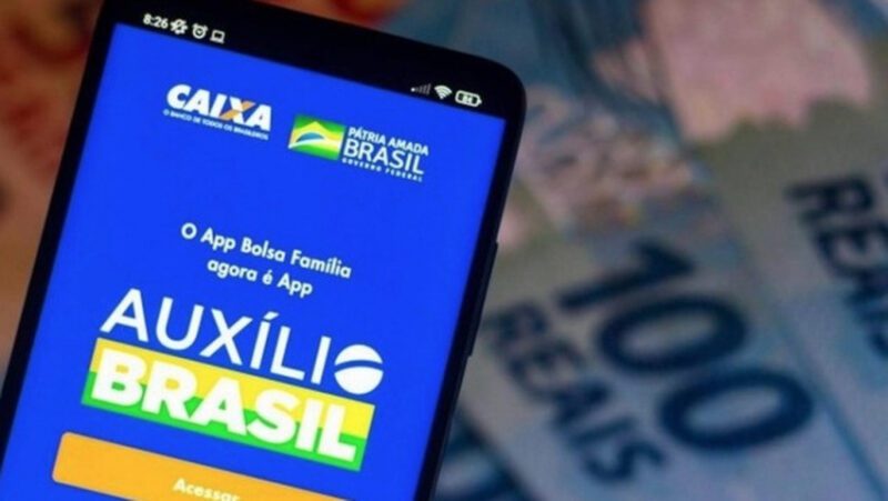 Parcelas do Auxílio Brasil começaram a ser pagas hoje, dia 17