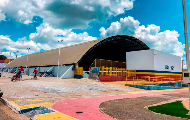 Confronto pelo Pernambucano de Futsal Sub-20 marca reinauguração de ginásio poliesportivo em Dormentes