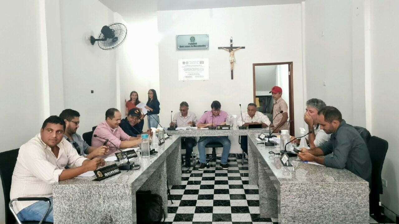 Santa Filomena: Após 01 mês e 20 dias, vereadores da oposição aprovam pagamento de salário dos servidores municipais