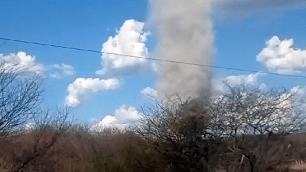 Tornado atingiu zona rural do município de Santa Filomena, PE