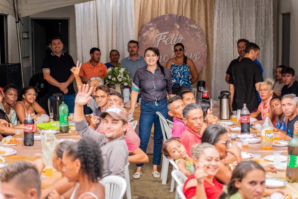 Prefeita Eliane Soares inicia o ano com tradicional café da manhã para os garis e suas famílias