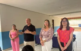 Prefeito Gildevan reforça compromisso com a educação em domingo de reuniões intensas