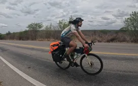 Jovem sertaniense inicia viagem de bicicleta pelo Sertão de Pernambuco