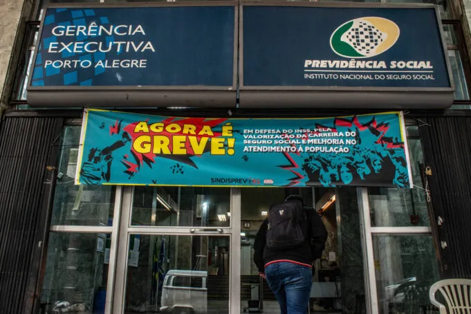 Greve de peritos do INSS