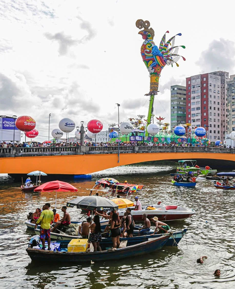 O Galo da Madrugada, o maior bloco de Carnaval do Brasil (Crédito: Canindé Soares)